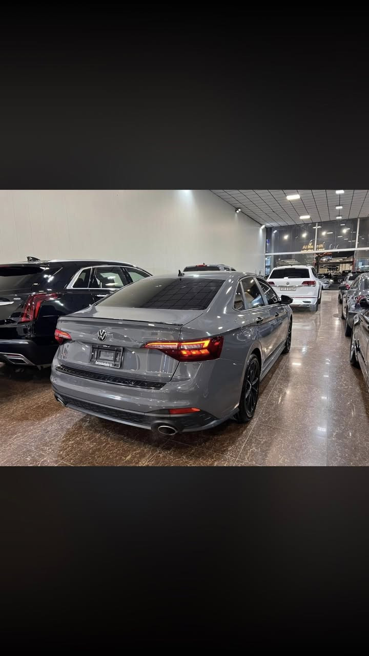 Jetta gli 2024 کیر عادی
١٦ الف کیلومتر ماشیە
١ قطع سبغ بدون دواخل
سعر ١٥٠
کورك ***********
