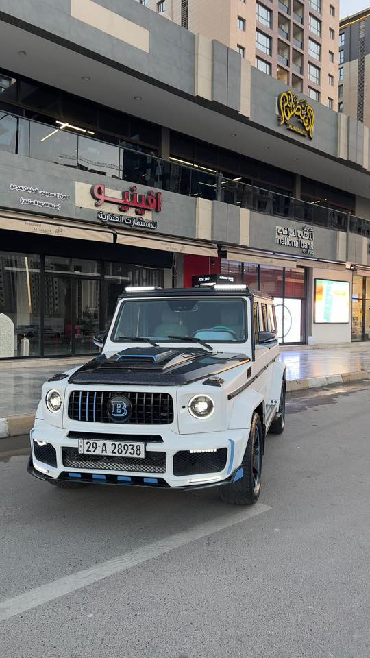 سلام عليكم اخوان للبيع او مراوس جي كلاس موديل 85 محدث 2023 تحديث او شغل كلة مضبوط مكينه وكير لكزز كهربائيات كلهة شغلة مابيهة نقص كلوب الصدر الخلفي ولمامي كلة محدث دبلات دسكات ترايك 200 مابيهة نقص برغي السياره مغلفة تبريد تدفئة كلهة شغال سنويه ورقم جدد سقف رولز رايز سياره متعوب عليهة مو من ذني لملزكات تجي وتشوف بعينك عنوان السياره بغداد السعر 170 بي مجال بسيط ❤️***********
