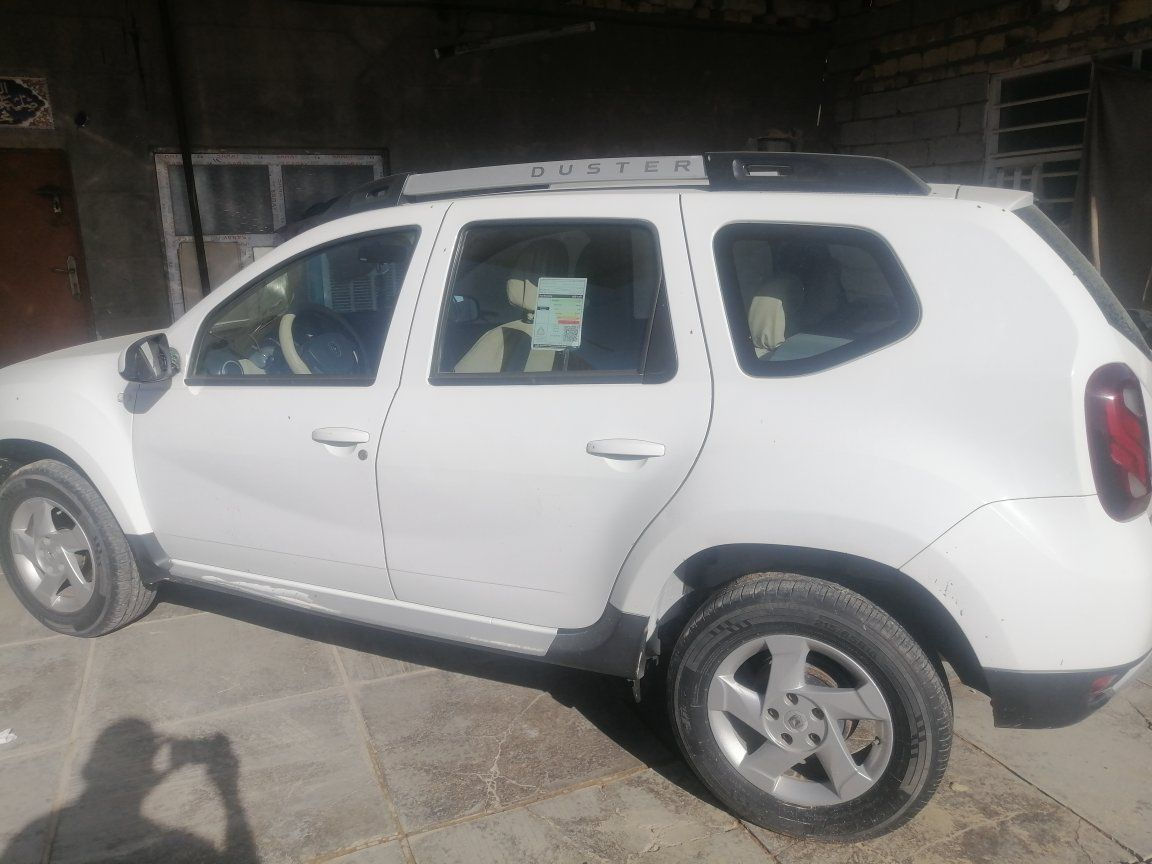 السلام عليكم ورحمة الله وبركاته عدي وحده احبها حيل وتحبني وهسه احتازيت افلوس وكتلها بعد مااكدر اكمل وياج وهسه اني محتار اعيفها لو ابقيها مايوم ضلمتني او سببت لي مشاكل اتروح وياي وين ماجان مايوم وكفتني بطريق او خانتني عكس باقي الاحبهن اسمها رينو داستر ١٨ بعدها شباب مرتبه قلبها ابيض الجنسيه مالتها انكليزي سعرها ١٠٥وبيها مجال مكينه ٢٠٠٠ المرغوب بيها بعض الملاحظات وهذا رقمي *********** الثاني ***********
