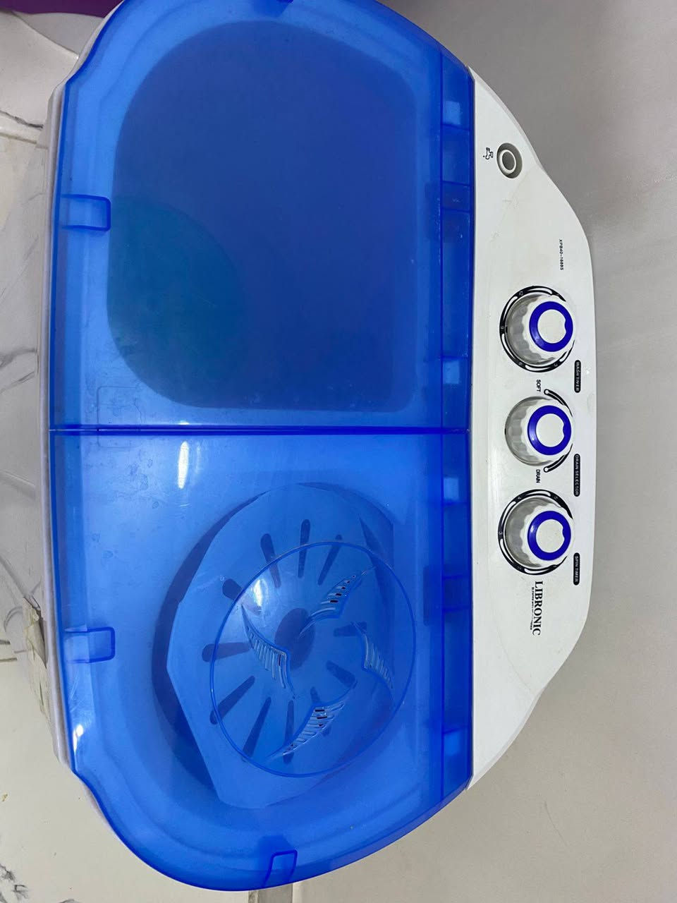 السلام عليكم غسالة ملابس اطفال استخدام نضيفه كلش 
سعرها ب٦٠ 
***********
