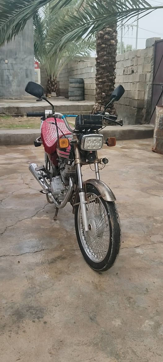 ماطور للبيع موديل 2017 أوراق السعر 250بي. مجال
***********
