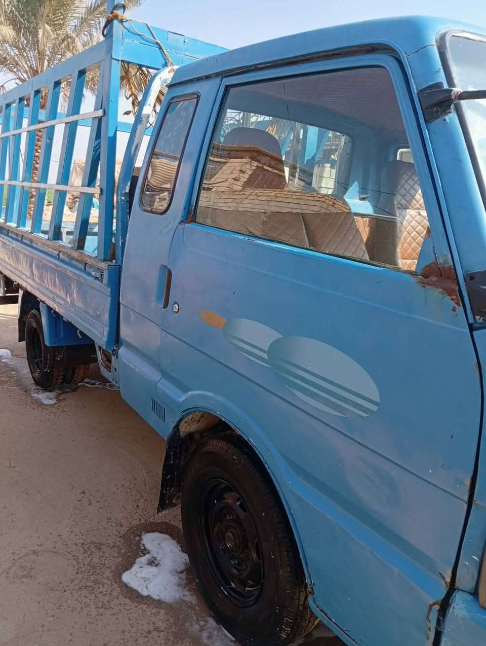 إعادة النشر بسبب وعود كاذبه السلام عليكم كيا للبيع موديل93محرك بيه بخار بدون تنقيص وكير واكسن مكفول تخم تاير جديد مكان السيارة نجف للاستفسار اكثر اتصل على الرقم ***********
