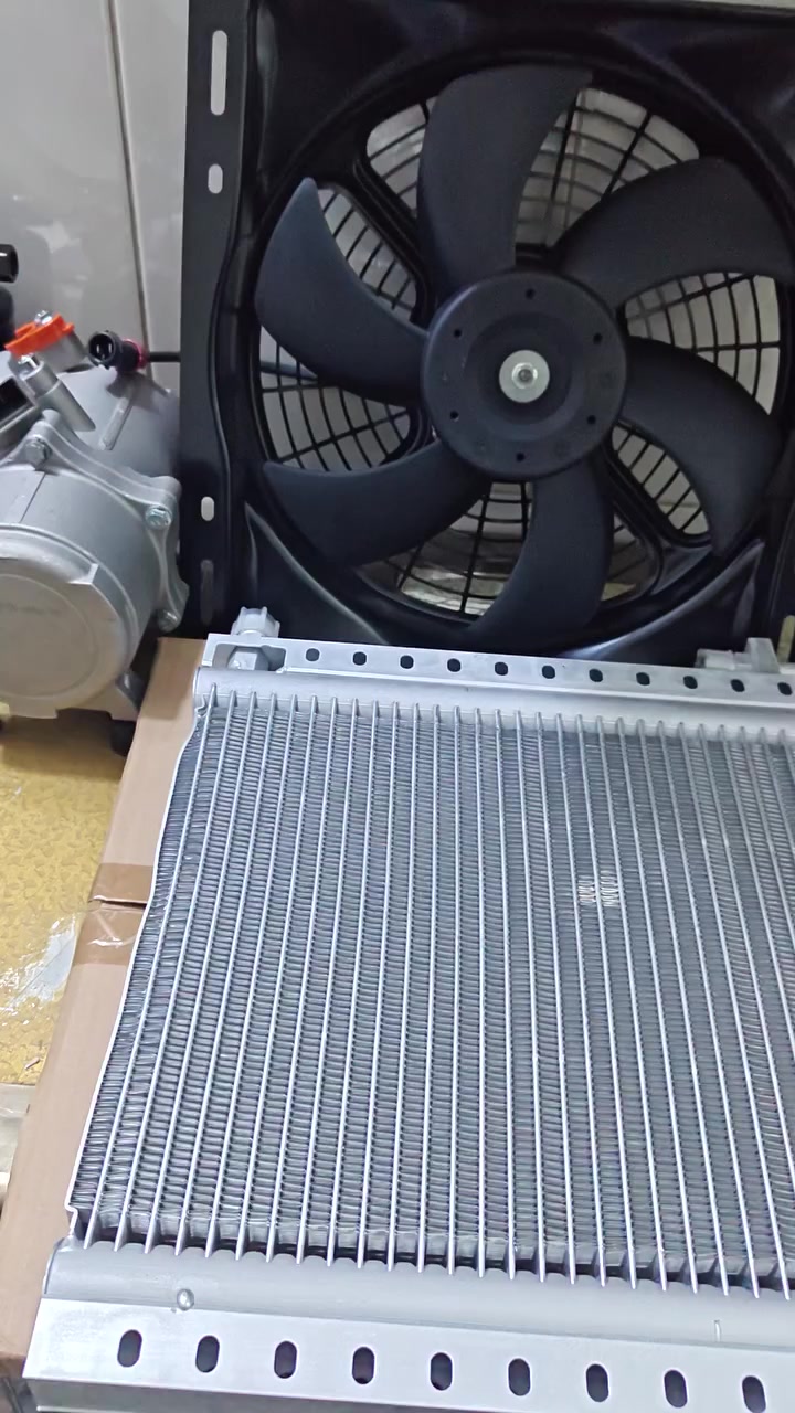 سلام عليكم منظومه تبريد كامله  التفاصيل داخل المنشور انطونه سعر بيهه


**إذا كنت صاحب هذا الإعلان وتريد حذفه لأي سبب، رجاءا أرسل رسالة إلى الدعم الفني**