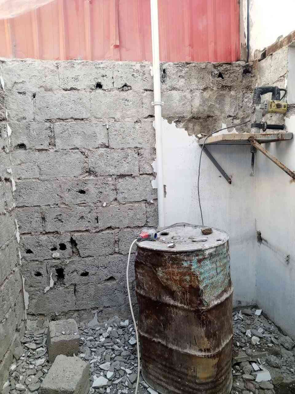 السلام عليكم تنقير بيوت تنظيف بيوت تفليش بيوت غسل بيوت تنظيف اي كالبيوت شغل نواعم ***********
