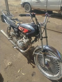 دراجه للبيع ارشه 2018 سعر ٢٢٥ رقم 07885567370