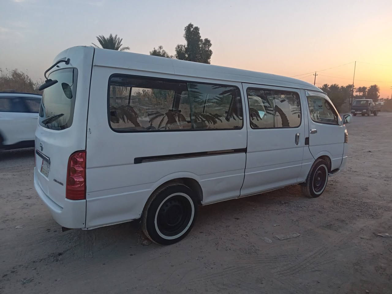 جنبي ناصي ٢٠١٤ كير محرك مكفول تخم تاير صدر جديد دوشمه جديده  السياه مكفوله ماعده الجنطه بيه صبغ  ورقم بغداد سنويه جديده بحث جديد السياره جاهزه السعر ٨٠وبيه مجال العنوان بغداد المحموديه السريع الدولي ***********\***********
