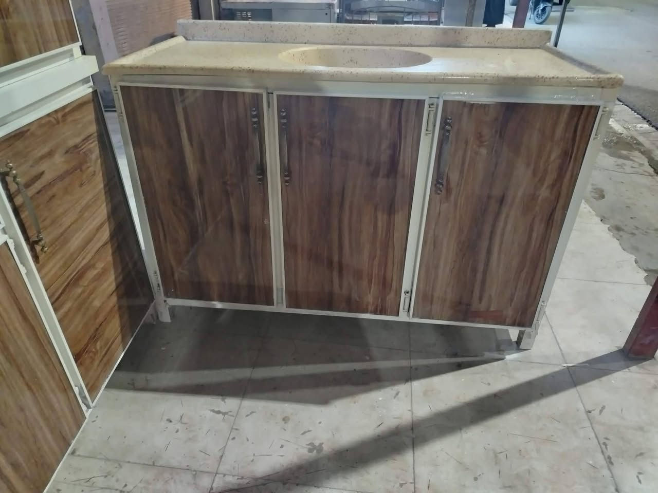 للبيع متر نص ارضى ملحق  سنك ١٣٠سم كرانيت السعر 180 مكان الرشيدية التواصل عل خاص


**إذا كنت صاحب هذا الإعلان وتريد حذفه لأي سبب، رجاءا أرسل رسالة إلى الدعم الفني**