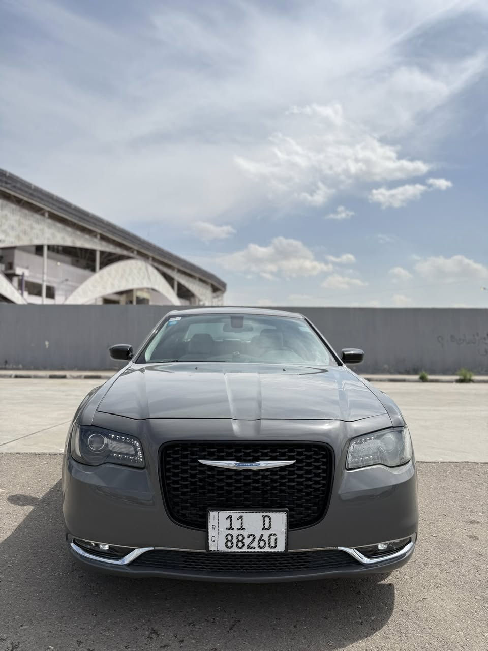 اسلام عليكم
اوباما كرايسلر  (C300) 
رقم بغداد  ب اسمي شخصيا 
صور الحادث مرفقه بالمنشور
الموديل2019 اصل 
اللون سمنتي
تحكمات كامله بل ستيرن
المسافة المقطوعه 84ml
حجم المحرك 3600
تشغيل عن بعد 
كشنات جلد بيجي  مع تحكم كهرباء
حساس خلفي
شاشه كبيره مع نظام ال GPS
تبريد قطعتين + بصمة أبواب
دماام خلفي 
رقم بغداد الدولي 
مكان السياره بغداد
***********
