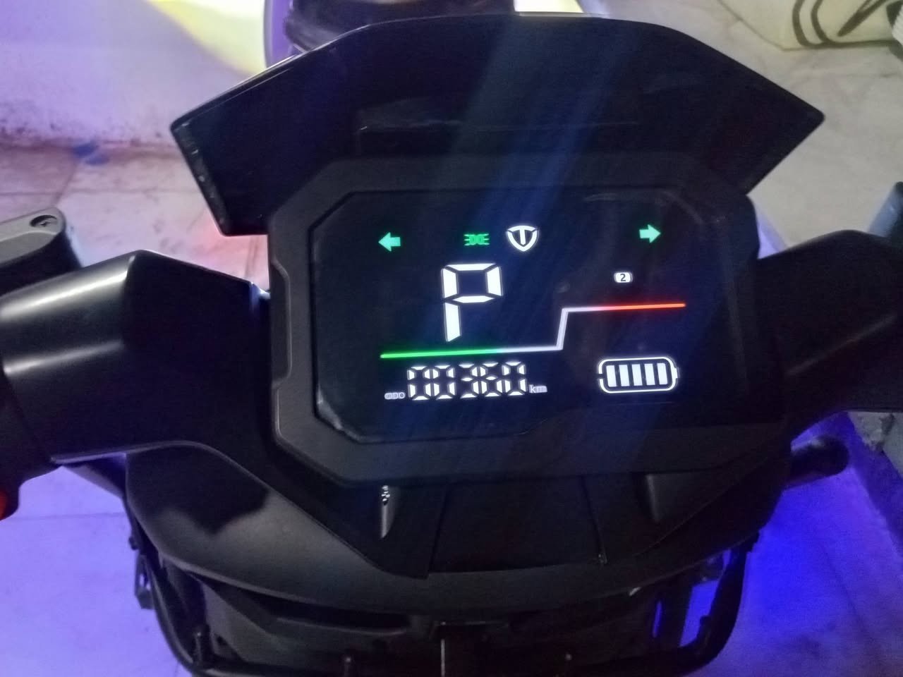 السلام عليكم 
دراجه شحن شركة الريان دراجه جديدة صار يومين من مشتغله سعرها مليون قفل مكانها واسط الصويرة 
*********** 
***********
