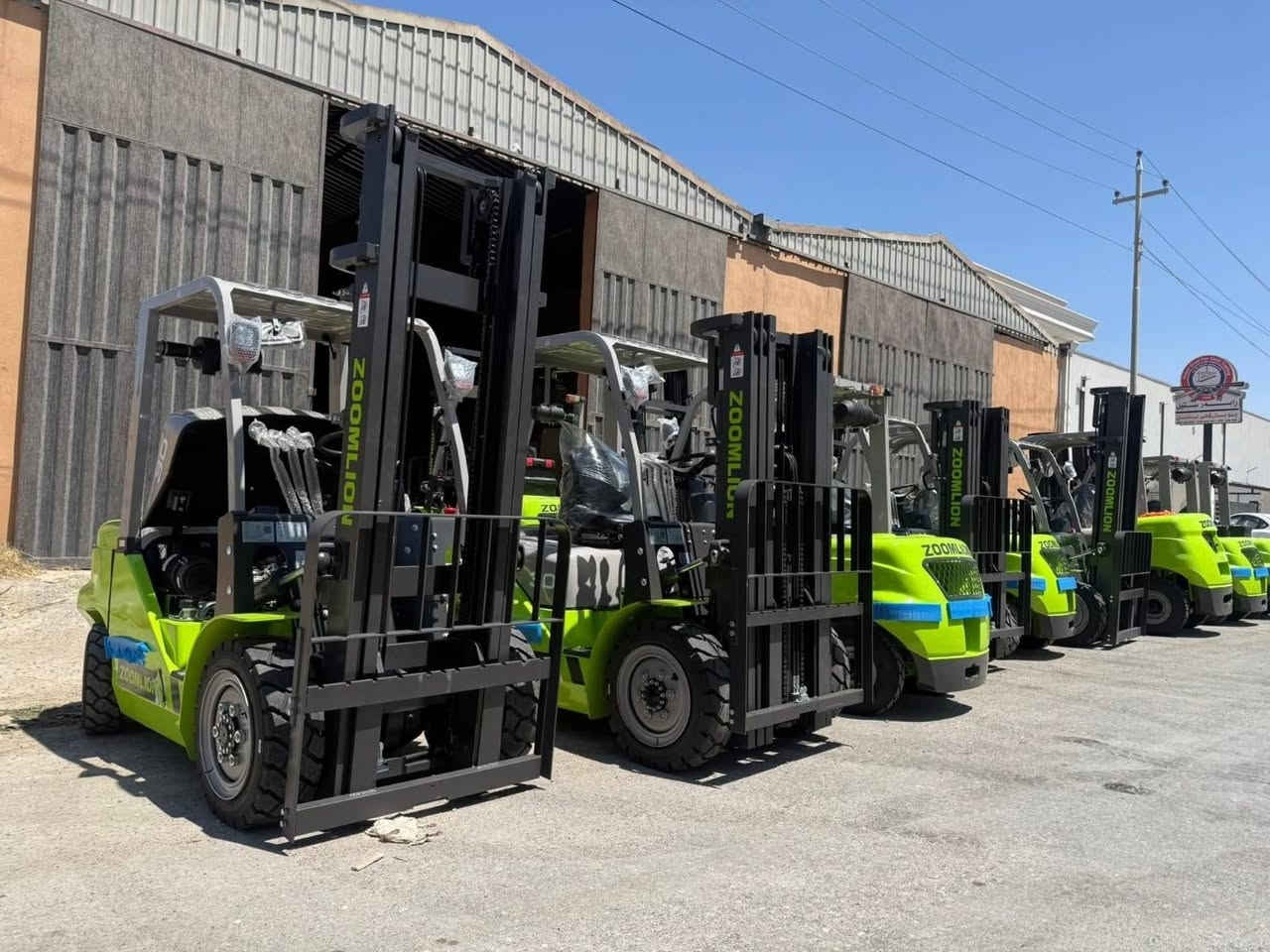 مندوب شركه ZOOMLION لبيع الرافعات الشوكيه
#***********مثنى العبيدي
