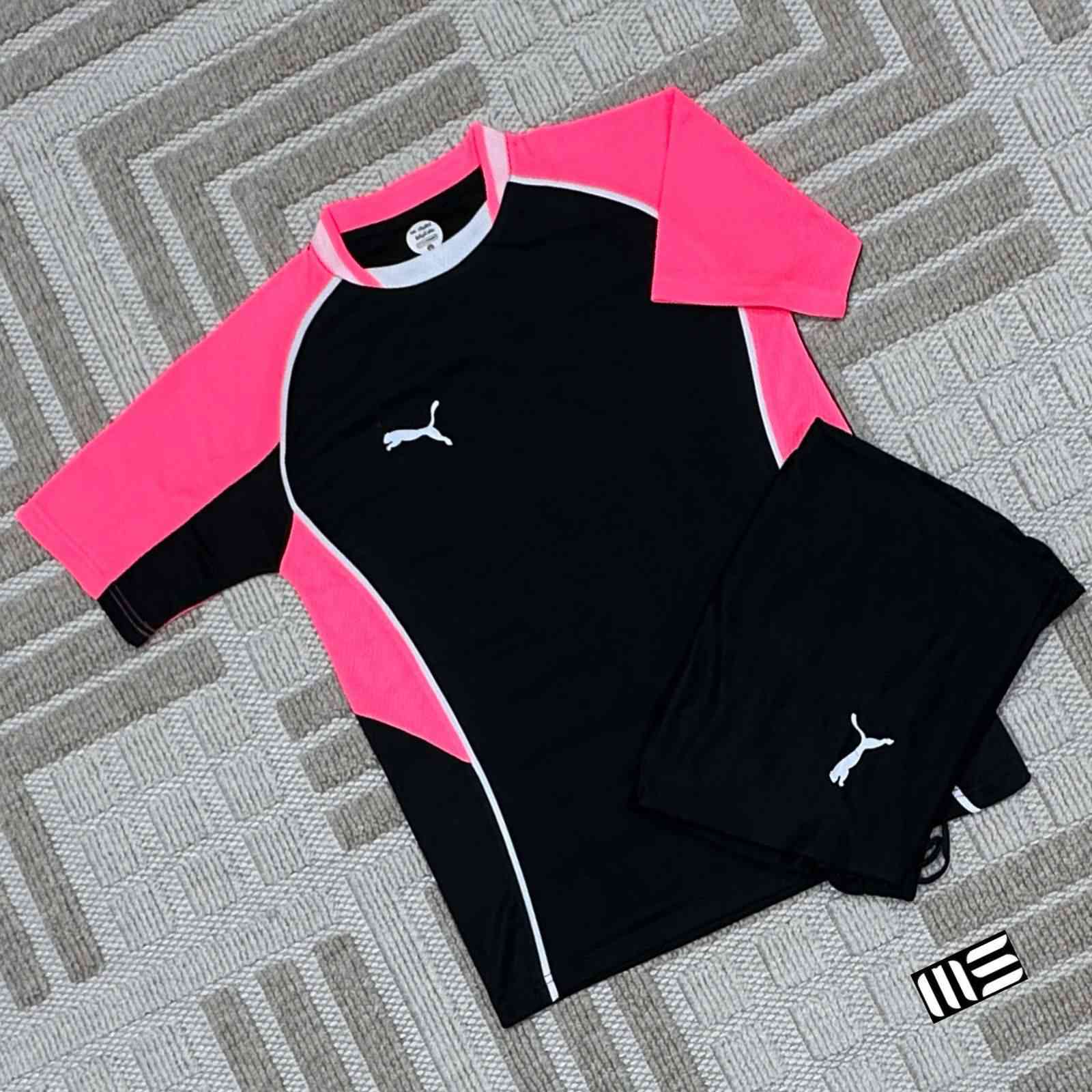 السلام عليكم 
توفر دريس بدون رقم👉👉
خامايه تايلندي اصلي 👉👉👉
توصيل متوفر جميع المحافظات 🚕🛺🚚
للحجز والاستفسار مراسلت الصفحه 📱📱
او التواصل واتساب ***********
