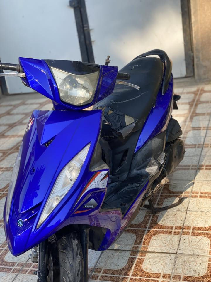 سلام عليكم.   جي تي ار دراجة نضيفة مكينة مكفولة  صدر امامي خلفي كلة شغال كهربائيات كلها شغالة نكرة سلف ب اي وقت مكينتها متسمعلها صوت 
السعر 700 وبيها مجال للشراية 
تواصل ***********
