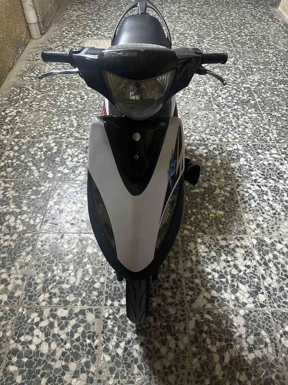 سلام عليكم
ماكس عدله دراجه نضيفه 
مكاني بالأمين 
***********
