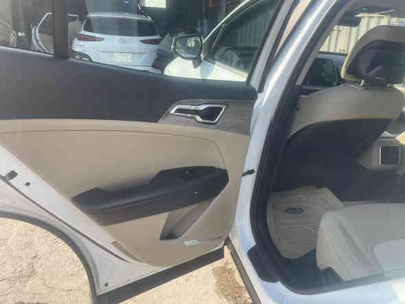 سلام عليكم كيا سبورتج خليجي موديل2023

الرقم أربيل /باسمي تحويل مباشر

الموصفات فول موصفات أربيل
قماره بانورما
صندوك كهرباء
كشن كهرباء 
هندبريك دكمه
كشنات تدفئه الداخل بيجي واسودّ
مكفوله بيه فقص رصعات 3حفيفه بدون لاصبغ ولا بارد ماشيه 31 الف
السعر 22800 دولار/ بيه مجال بسيط 

العنوان بغداد الاعظميه

رقم الهاتف ***********
