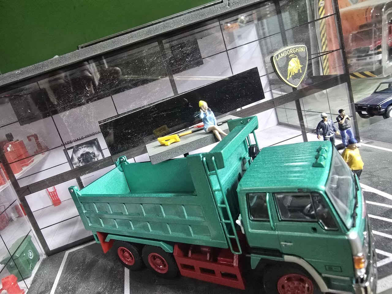 مساء الخير
هين ا قلاب قطعة جميلة وثقيلة جدا دخول جديد لعيون احسان تاتلس  سرمد الفحام  احمد التاج


**إذا كنت صاحب هذا الإعلان وتريد حذفه لأي سبب، رجاءا أرسل رسالة إلى الدعم الفني**