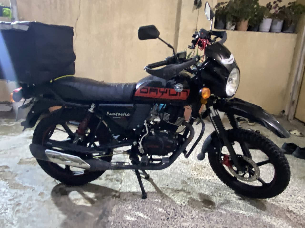 السلام عليكم دايون جبلي للبيع الدراجه كفاله عامه السعر 2700 وبيهه مجال بصيط الدراجه بسمي تحويل ثاني يوم رقم اربيل سبب البيع اريد سياره لاستفسار ***********رصيد او *********** واتساب

