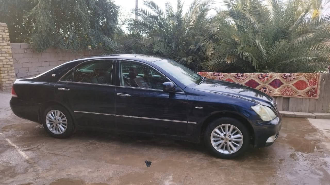 سياره شاهينه ادوات ٢٠٠٥ كصه قماره كير ومحرك مكفولات السعر ٣٠ وبيهه مجال 
***********
