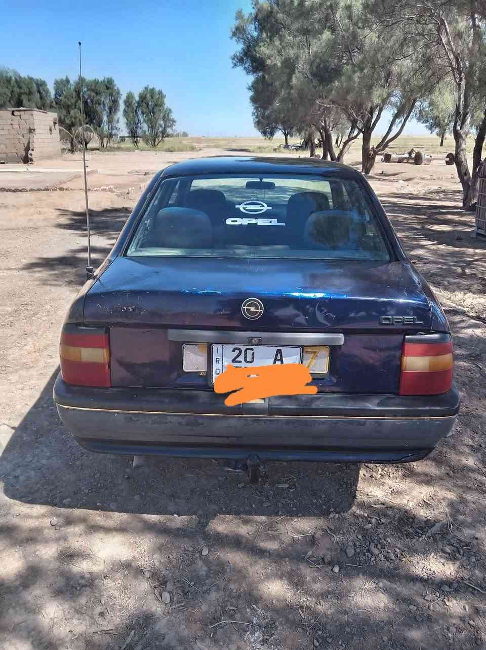 السلام عليكم للبيع اوبل فكترة ١٦موديل ٩٢ رقم ديالى الجديد شرط التحويل سيارة حلوه بلادية بيهة طخة جاملغ خلفي عكس السايق السعر ٢٨ بيهة مجال كلش بسيط المكان ديالى العظيم *********** او ***********
