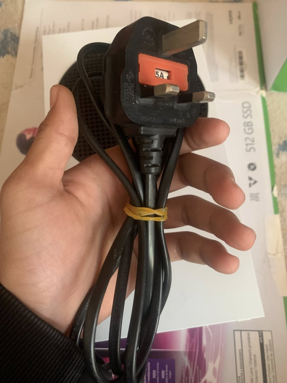 اكس بوكس سيريس إس إصدار ٢٠٢٤ ضمان ما مفتوح النضافه ١٠٠٪ وجميع ملحقاته موجوده على وضع الشركه و قبل شهرين اشتريته ١٣٠ ألف السعر كامل s
الاكس بوكس ب ٤٢٠ وبي مجال بسيط ملاحضه بيه كيم
باس شهرين


**إذا كنت صاحب هذا الإعلان وتريد حذفه لأي سبب، رجاءا أرسل رسالة إلى الدعم الفني**