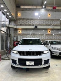 جيب بدون فتحة موديل ٢٣ ماشية ١١ الف ٠٧٧١٦٠٨٤٦٢٠، مكانها زيونة سعرها ٢٥...