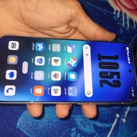 بوكو F7 • ذاكرة ٥١٢ • بطارية ١٠٠