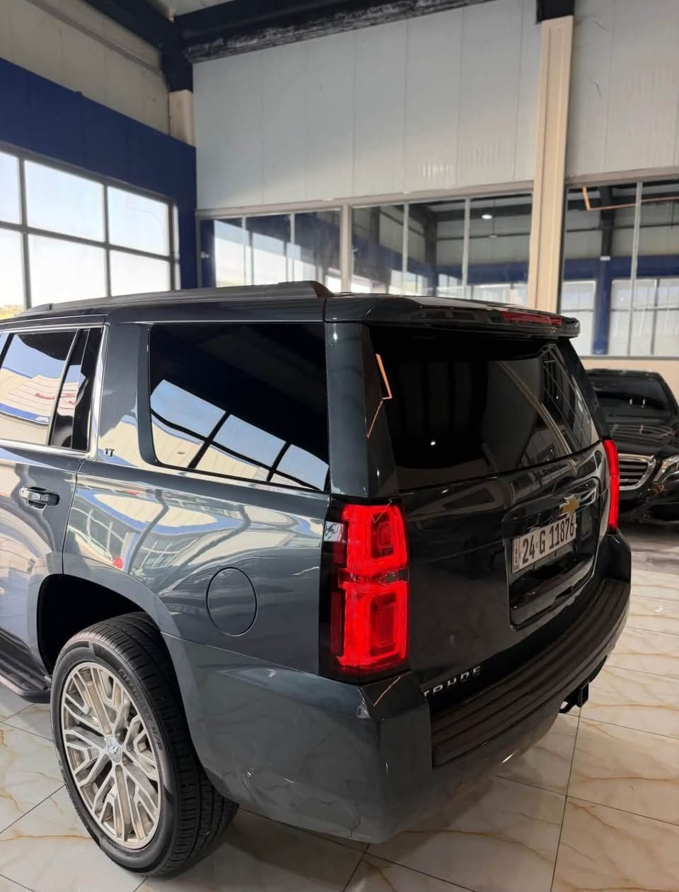 CHEVROLET TAHOE LT
2019
فول ماسفات 
سماعه Boss سندوق كاره بايي فول فول
سيارا واد امريكى داخل كلين .
بيها جملوغ امامى و ربع بوند بوند سبخ
بدون دواخل و بدون ارباك 
ماشيه فقد: ٩٦ كليومه ترkm

ته له فون : ***********
سعر: ٣٢،٠٠٠ دولار امريكى ومجال

