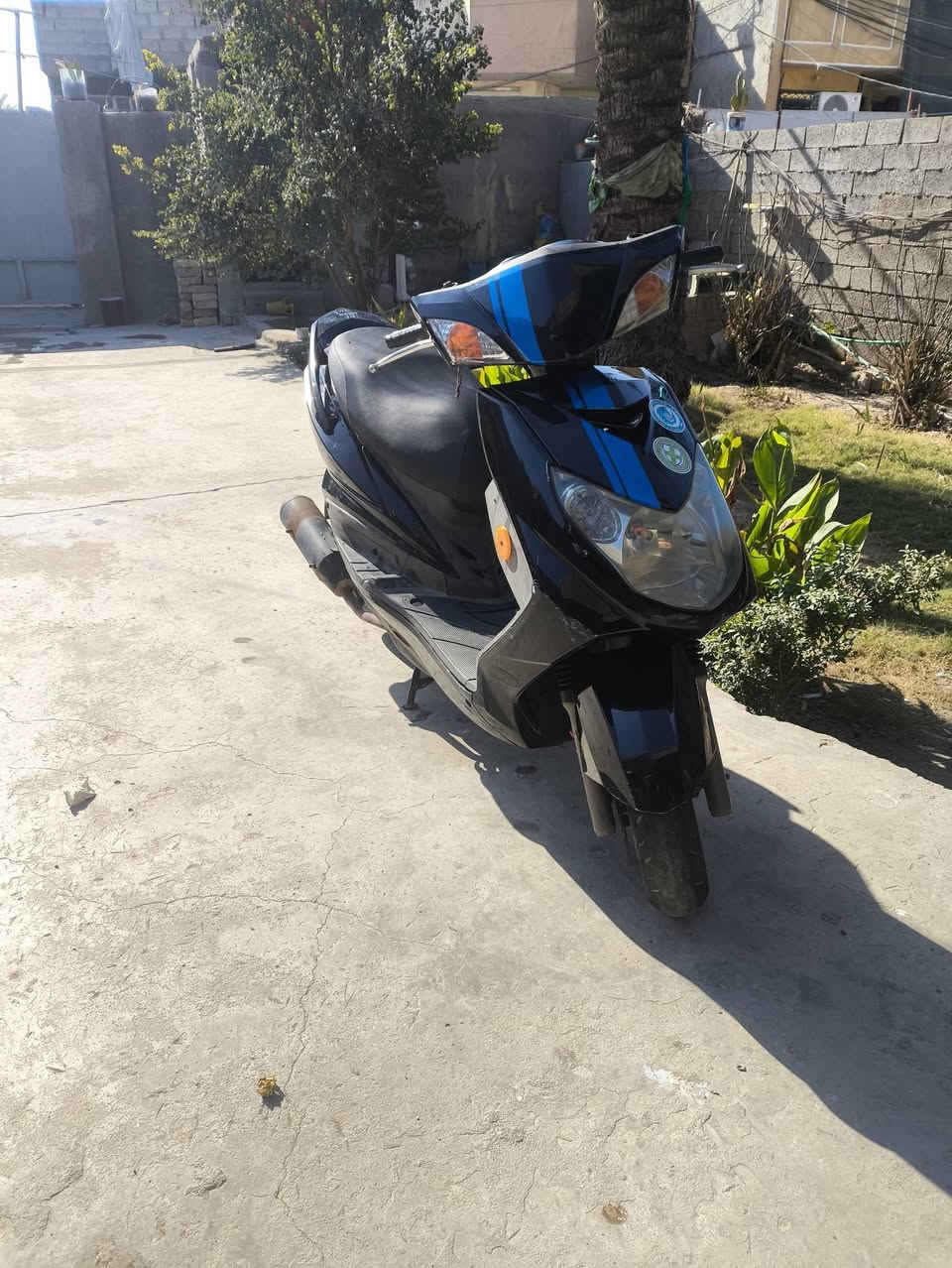 السلام عليكم سكنس للبيع دراجه مال ربمه اي. مابيه نقص بس الكفر تجاري سعر 850 مكاني  زعفرانيه. رقمي ***********
