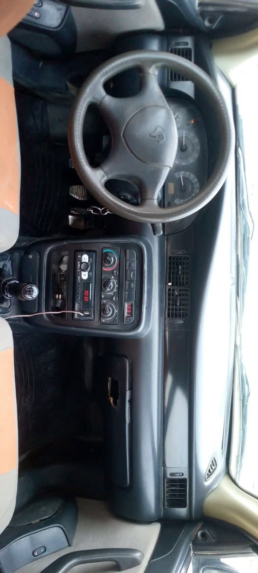 سمند 2009 گير ومحرك وتبريد وصدر وتخم تاير جيد جدا بأسمي السعر 32 موبايل ***********
