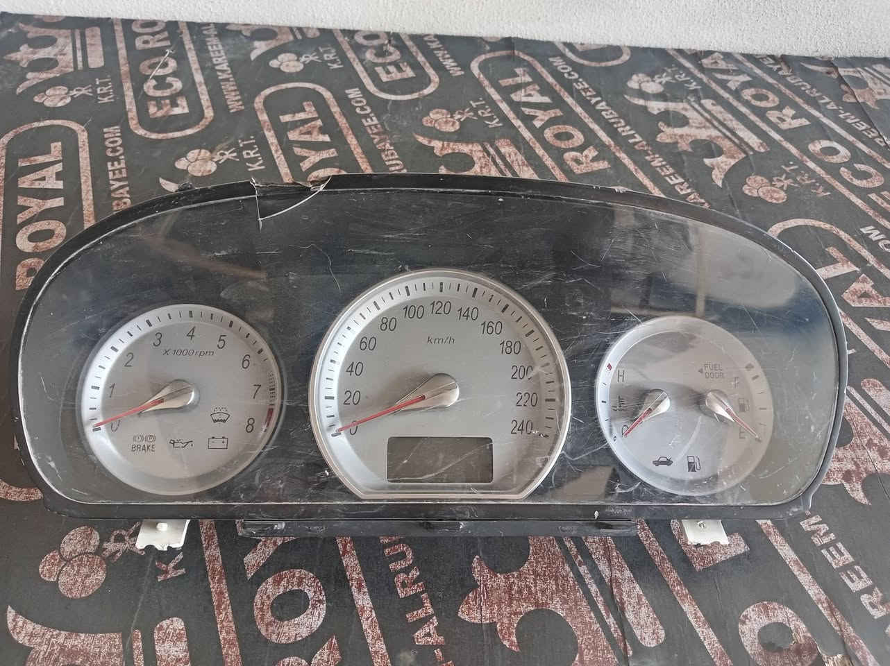 السلام عليكم اي قطعه ٢٥ مع توصيل *********** واتساب
