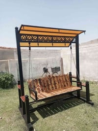 شغل مرجوحه حديد ثخين نشتغل حسب الطلب والنغشه 07709969319