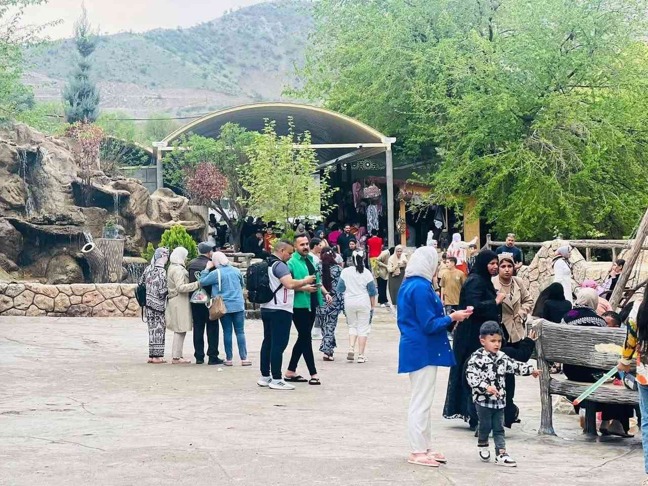 رحلات العيد/المصداقية في العمل أساس النجاح

 رحلات سياحة من شركاط الى دهوك الحبيبه

❤عيد سعيد أهلنا في الشركاط كل 10 شخاص واحد مجانا

برنامج مصايف زاخو داخل دهوك نفر (15) الف يشمل 👇 

✅مصيف دشتتاخ حدود تركيا 🏞️
✅مصيف شلال شرانش
✅مصيف سنوبر
✅مصيف كهف بهير
✅مطعم
✅فاملي مول دهوك
✅كورنيش زاخو او جبل زاوة ختياري
✅نطلاق الرحله ثاني ثالث رابع ايام العيد 

✅برنامج مبيت دهوك زاخو نفر (35) الف

✅مصيف دشتتاخ حدود تركيا 🏞️
✅مصيف شلال شرانش
✅مصيف سنوبر
✅مطعم
✅فاملي مول دهوك
✅كورنيش زاخو او جبل زاوة ختياري
✅من ثم ذهاب الى الفندق
✅اليوم الثاني مصيف شيرانة
✅مصيف سولاف
✅مصيف اشاوه
✅مطعم / حديقه حيوانات/ سد دهوك ختياري
✅نطلاق البرنامج اكو ثاني يوم اكو ثالث يوم

 
✅باص خاص للعوائل ✅باص خاص لشباب

نتمنى لكم رحلة جميلة ومميزة ❤️
🟡متوفر حجز عن طريق ال واتساب او مراسله صفحه
شركه جنوب الموصل لسياحة والسفر

اهلا وسهلا تنورنا بكل وقت والخاص مفتوح والله محيي الجميع واتس اب ***********
