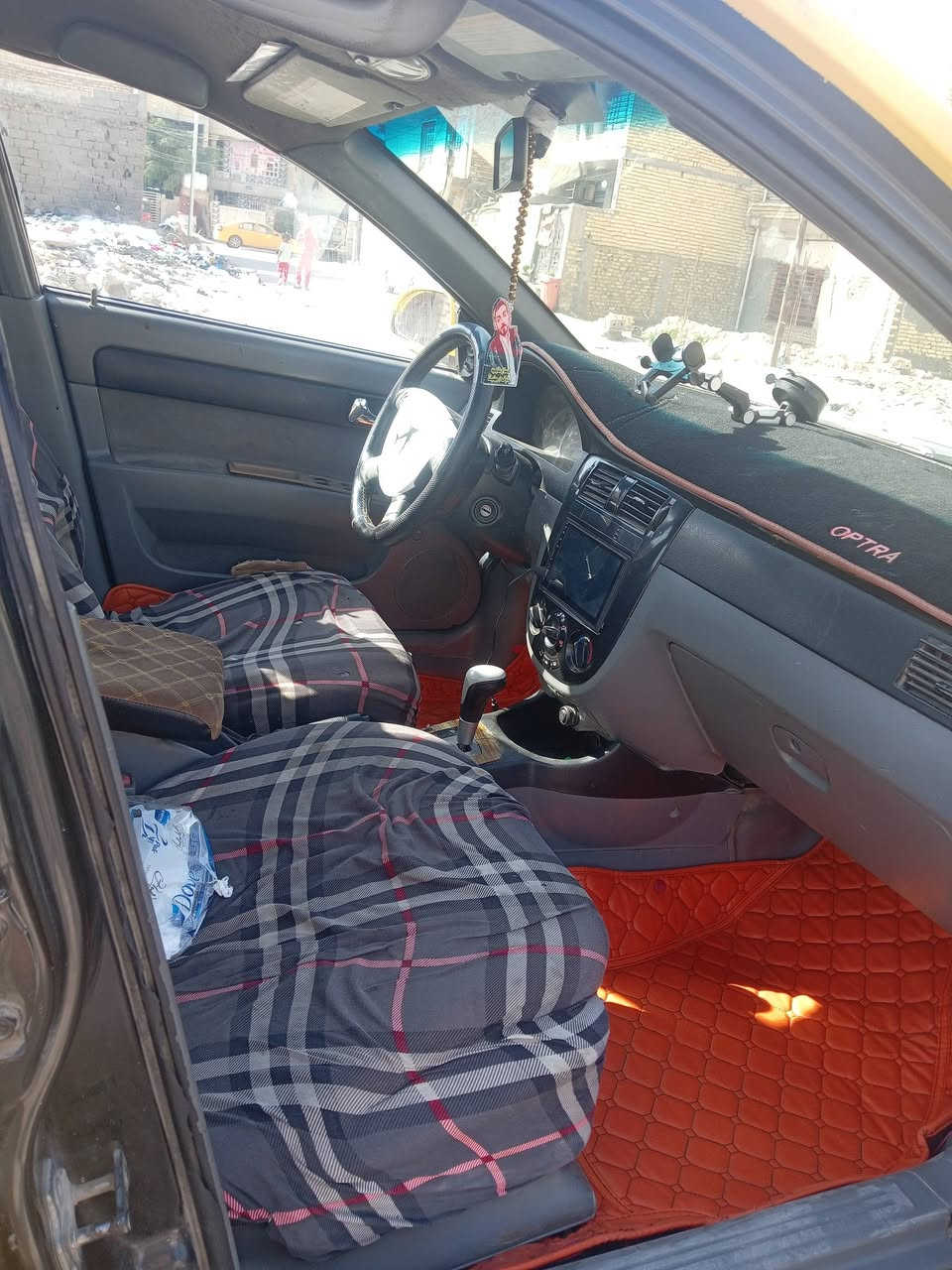 سلام عليكم بيع فقط
اوبترا 2008 اوتو ماتيك رقم دياله مصفره هيه وغرامات خط جوال سياره بسمي مكينه 1600 جديده لا تنقيص ولا تبخير قبل شهر شاده سياره معمره تعمير حلوو بيه نواقص قليله مكاني  بغداد حسينيه مال راشديه سعر 48 وبيه مجال ***********
