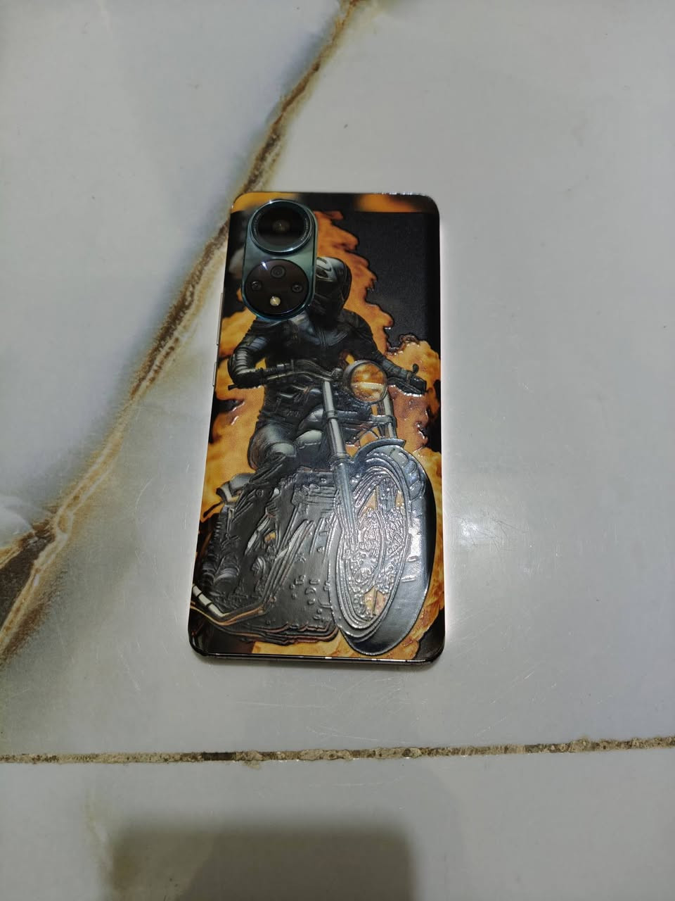 السلام عليكم
هونر 50  
ذاكرة 256 
الجهاز اي عيب مابي 
فقط بي فطر بل حافة صغير 
ولضهر بي طخة ومغلفة ولباقي اي عيب مابي جهاز مكفول 
السعر150 نهايتة 
مكاني بغداد الكاظمية ساحت العروبة 
رقمي ***********
ماعندي توصيل
