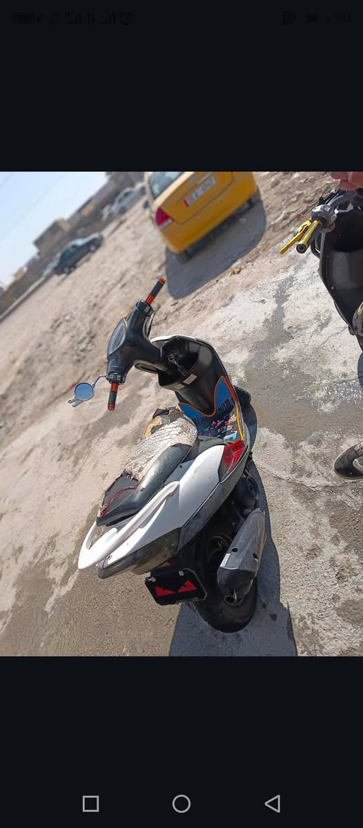 سلام عليكم 
البيع ماكس عدله 
دراجه كامله بلاديه مابيه اي نغص 
كهربايات شغله مكينه 55 شلعه شك لكاع معدل يخبل 
مليانه تزويد شاير ربع ولفات عدسه ماميه رياضي وياله رياضي يدات بانزين رياضي يدات بريك رياضي دوسات رياضي سلف رياضي صالصه رياضي ستان رياضي 
دراجه تشقيل عن بعد يعني بصمه وجهاز نضار 
دراجه بعد بيه كومت غراض.  .... 
سعر 550وبيه مجال 
مكاني بغداد ابو غريب 
***********بي واتساب 
***********
