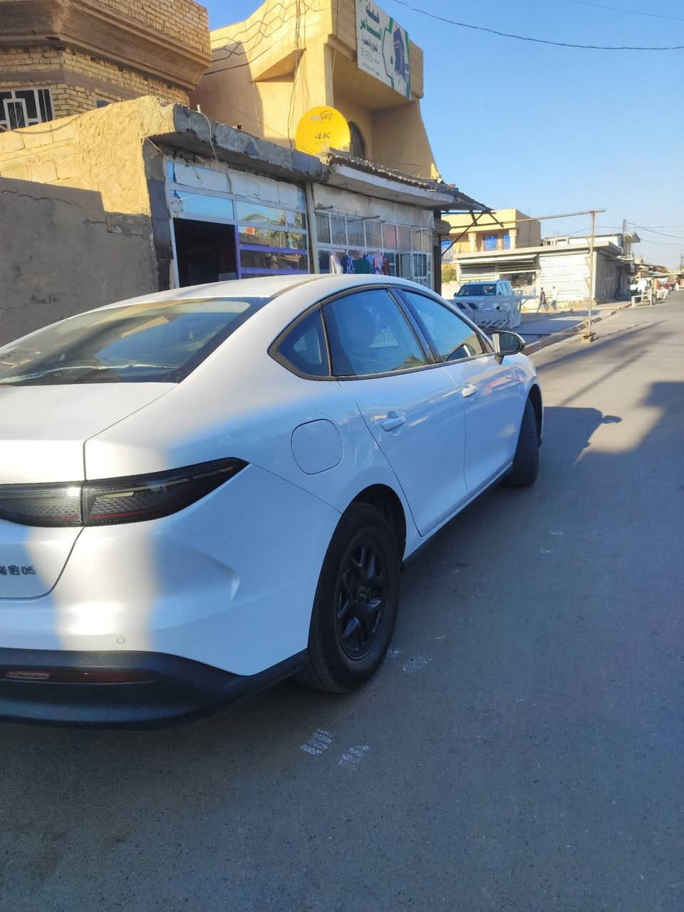 سلام عليكم للبيع PYD سيل 5 
سياره  نضيفه جدا 
مكفوله كفاله عامه كير مكينه خارج داخل السياره على اخر حبايه  مواصفاتها معروفه  
السياره ماشيه 11الف 
سعر 19 مليون أو 250 
مكاني بغداد طارميه قرب جديدت الشط 
متواجد على الرقم التالي 
*********** بي واتساب
