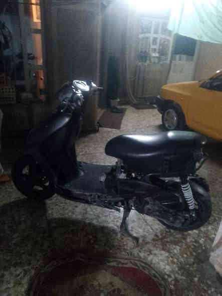 سكنس 140دراجة شلعة ومعدل كاملة كهربائيات شغالة هندر وسلف تايرات جدد محرك ناعم حلو ب 300وبيهة مجال بسيط  مكاني بغداد الشعب 
***********
