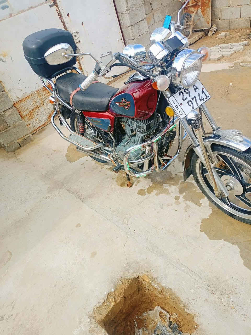 دراجه للبيع رقم صينيه الاستفسار على هذا الرقم 
***********
