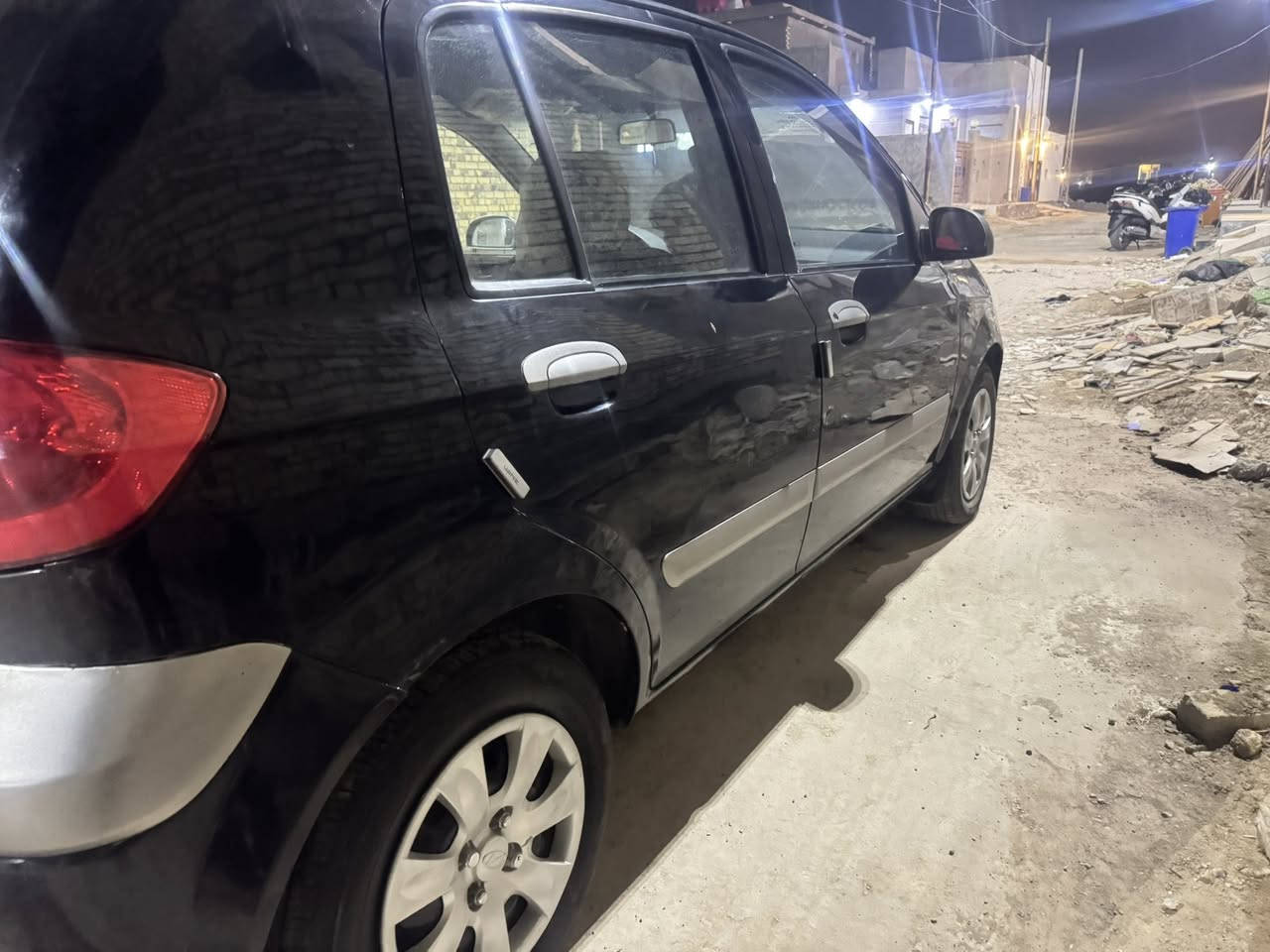 السلام عليكم هيونداي جيتز موديل 2009 رقم اربيل انكليزي كير اوتوماتيك محرك 1600 خليجي بيها نص البنيد صبغ وبيها بارد بالجاملغات الامامية موجودة بالديوانية السيارة جاهزة من كير ومحرك وحدادية وتبريد السعر 65 وبيها مجال للاتصال ***********
