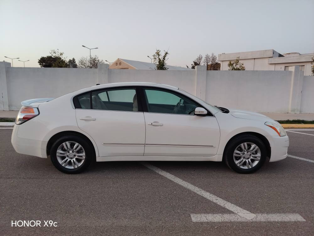 ئه لتيما بو فروشتن خه ليجي 2010 فوله به س سلايت نيه هيجي  بيوه نيه رقم سليماني زانياري زياتر به يوه ندي بكه *********** نرخى 107 وره قه كالار, السليمانية
