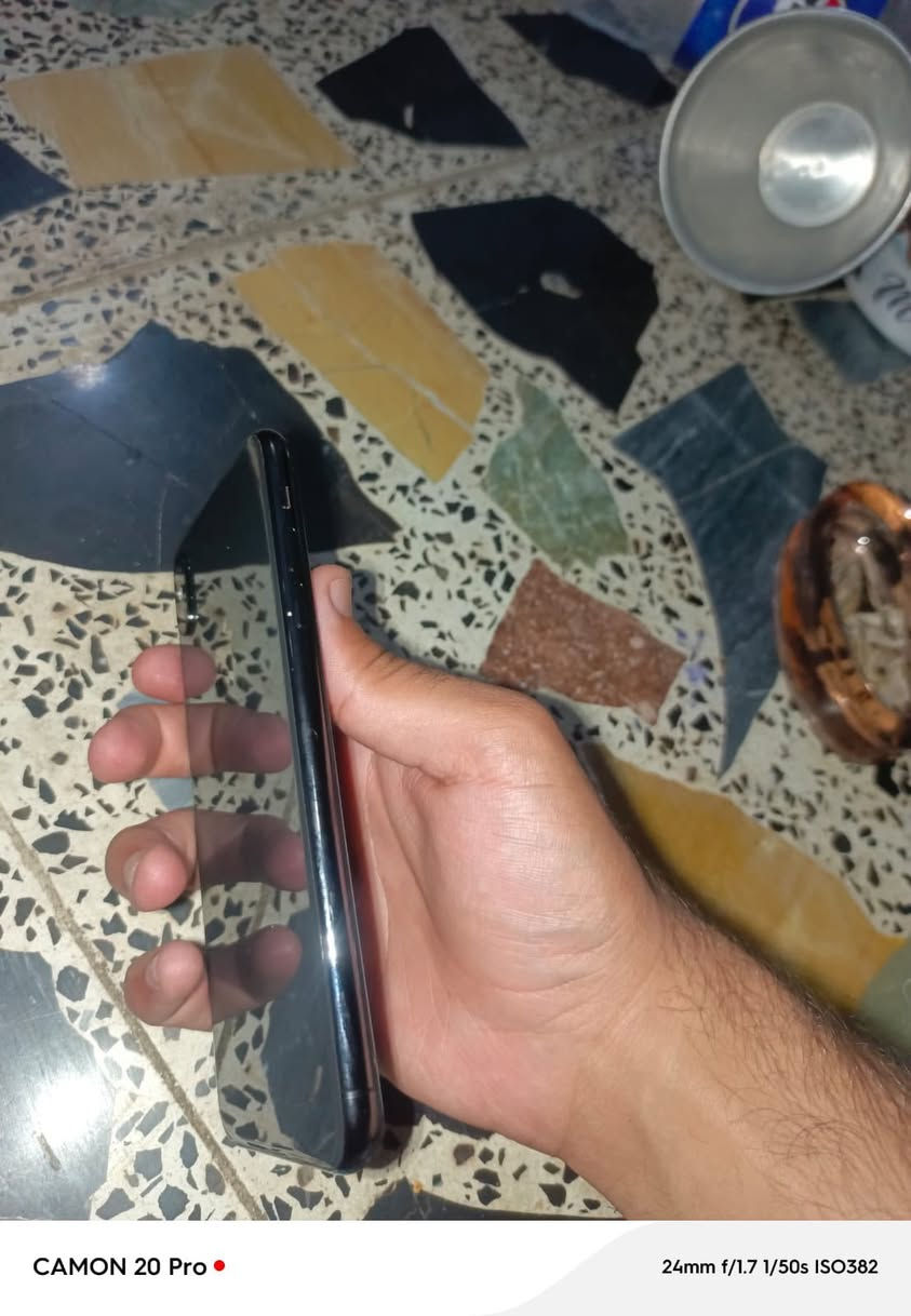 X S MAX
بطاريه مبدل جديد 100 .
فيس ايدي شغال .
شاشه بلادي ممبدل .
اتصال فرمت حدث سماعات شحن كله مفول وضمان فحص ووقت . والنضافه ١٠٠ كدامك مابي زلغ .
مكاني بغداد 

يفضل مراوس بذاكرة اكبر .
والسعر قفل ١٨٠


**إذا كنت صاحب هذا الإعلان وتريد حذفه لأي سبب، رجاءا أرسل رسالة إلى الدعم الفني**