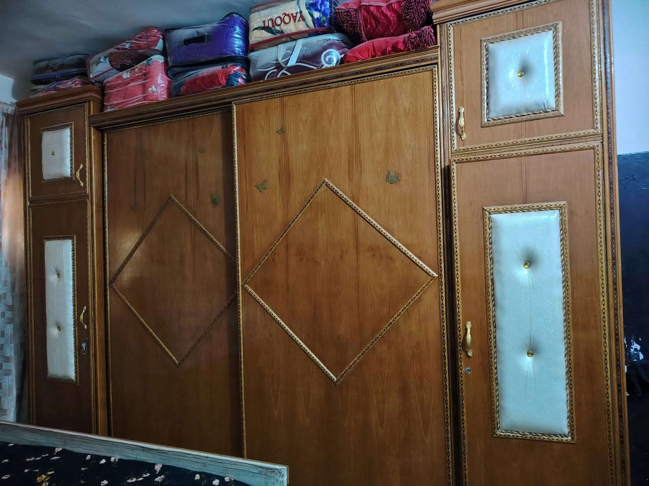 غرفة نوم خشب عراقي تصميم تركي استعمال قليل الشراي يدخل خلص


**إذا كنت صاحب هذا الإعلان وتريد حذفه لأي سبب، رجاءا أرسل رسالة إلى الدعم الفني**