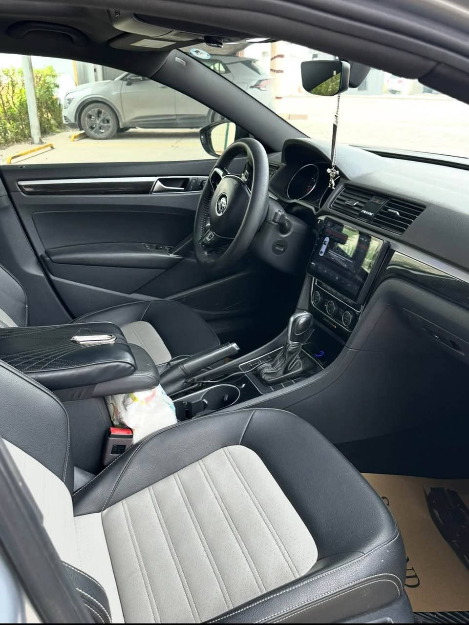 پاسات بؤ فروشتن  گؤرينةوة 2018💚V6💚بيلادي سةقف رةش چاملغ نيو دةركةي سبوغة  بةبي ژؤري  ارباك بةس شان  50هةزار رؤيشتةوة لة هةوليرم *********** أربيل, العراق
