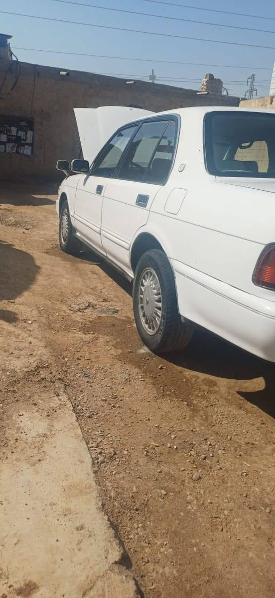 السلام عليكم ارنب جناز للبيع موديل 92مصبوغه جماليه مكفوله من والنقل جثه بسمي والكص مشروع وطني  السعر 63وبيها مجال مكان السياره بالعماره للا ستفسار الاتصال على الرقم ***********
