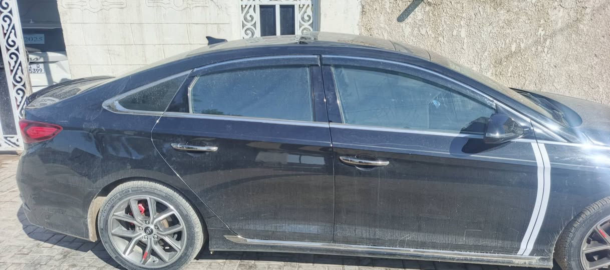 للبيع مديل ١٨ فقط البنيد امبدل ***********
