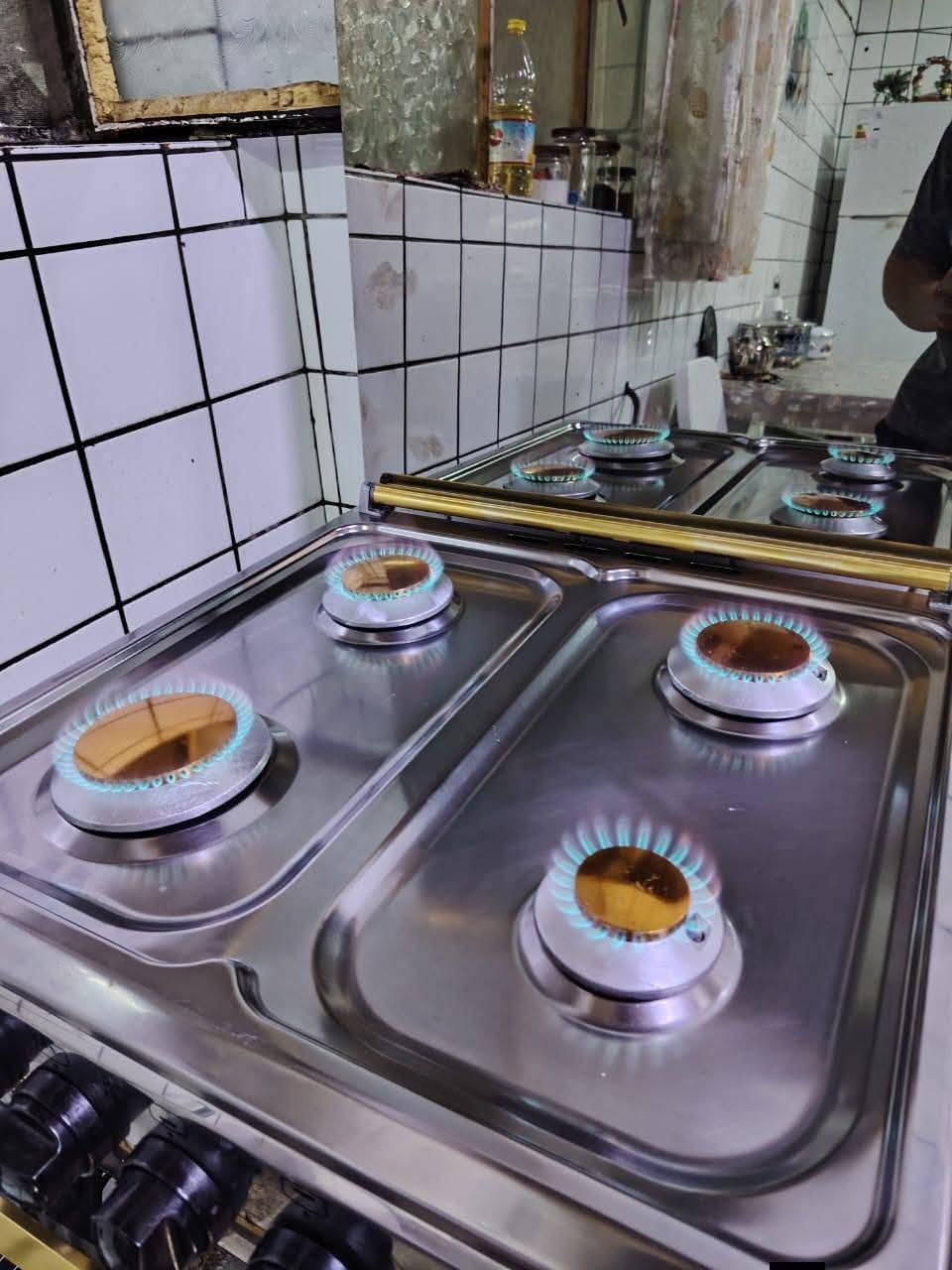 السلام عليكم صيانه واقعيه تصليح كافه ابواع الطباخات ***********
