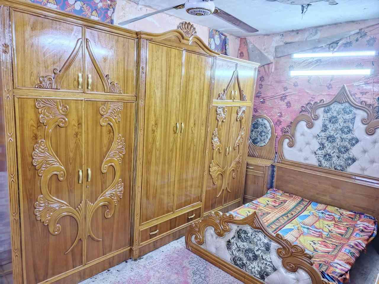 غرفه اخشاب ست ابواب ملحق للبيع السعر 800صاج داخل وخارج الضهر جرجوبه زاوية كنتوريه موديل حديث العنوان بغداد وكو توصيل انتصال ***********متواجد وتساب
