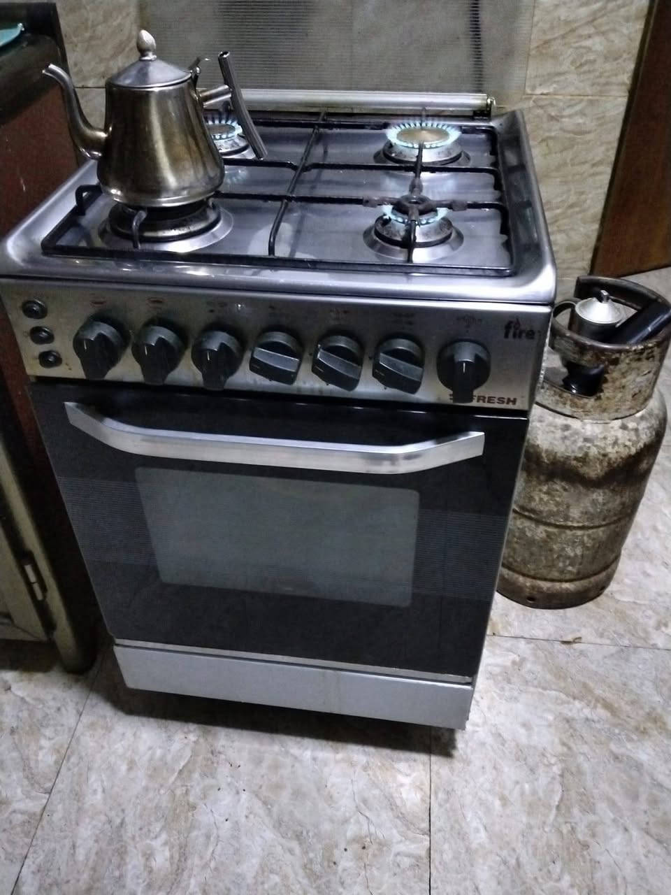 اثاث كامل للبيع
للاستفسار ***********
