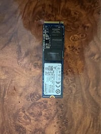 NVMe • ٥١٢ جيجا • كينغستون