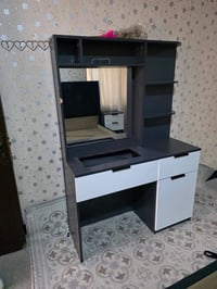 غرفه نوم ماركه ديوانه نضيفه حيل وقويه سعره 700وبيه مجال للاستفسار 0770...