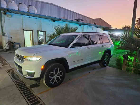 جيب شيروكي لميتد 2024
السعر 318 مرقم بغداد شهداء
صور الحادث مرفقه
للشراء الحضور الى معرضنا في الديوانية /نهاية شارع الزراعه /خلف البالات مقابل بيت القائد
موقعنا على خرائط كوكل 
https://maps.google.com/maps?q=31.9808691%2C44.9114847...
ا-------------------------------------------------------------------------
ضغط على الرابط  صفحه ليصلك كل ماهو جديد 
https://web.facebook.com/%D8%A7%D9%84%D8%B4%D8%A7%D8%B1%D9%82%D8%A9-%D9%84%D8%AA%D8%AC%D8%A7%D8%B1%D8%A9-%D8%A7%D9%84%D8%B3%D9%8A%D8%A7%D8%B1%D8%A7%D8%AA-%D8%A7%D9%84%D8%A7%D9%85%D8%B1%D9%8A%D9%83%D9%8A%D8%A9-1100095360196333
--------------------------------------------------------------------------
اوالاتصال على الارقام التاليه
*********** #واتساب #تلكرام https://t.me/alsharqeh88
***********  #واتساب
***********
***********
--------------------------------------------------------------------------- 
اضغط على رابط واتساب للتواصل  معنا 
https://api.whatsapp.com/send/?phone=%2B964***********...
اوقات الدوام من الساعه 2 ظهرا ولغاية 11 ليلاً
